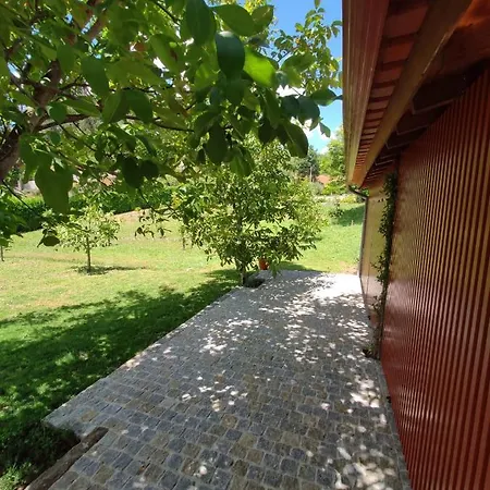 Do Pires Vakantiehuis Guimarães