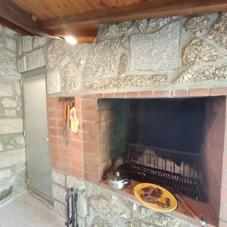 Do Pires Vakantiehuis Guimarães