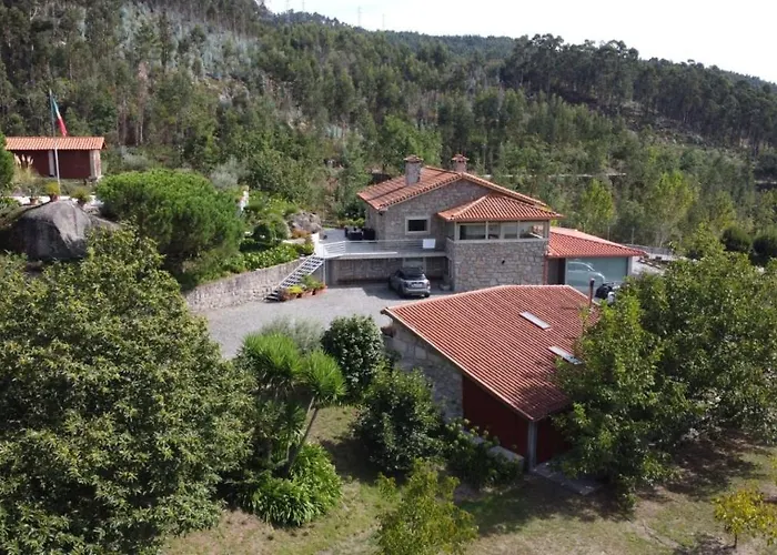 Do Pires Vakantiehuis Guimarães